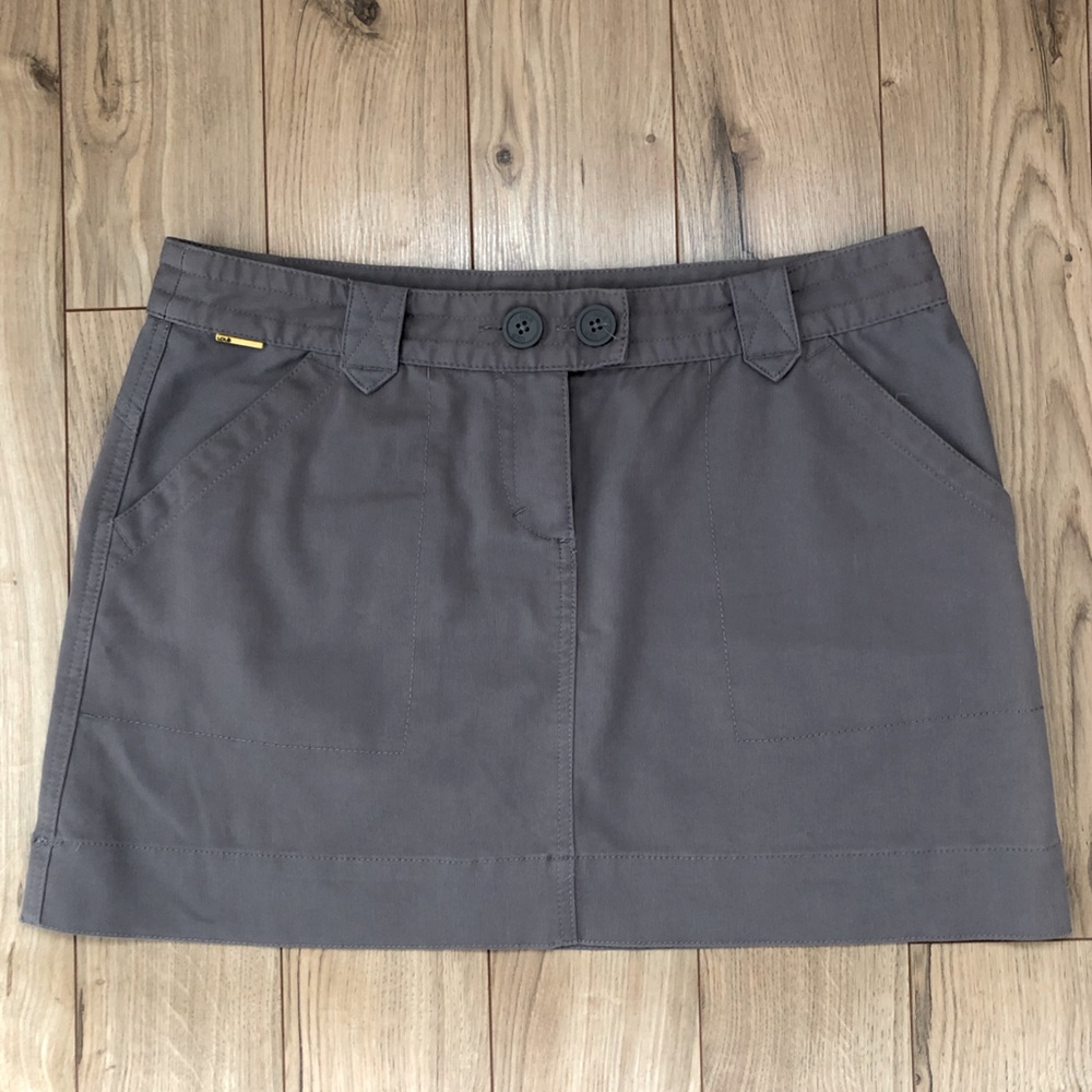 Women’s Lole Casual Activewear Gray mini skirt size 10
